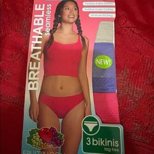 ⭐️ 2/$15 ⭐️ womens breathable 3 pack underwear (S)